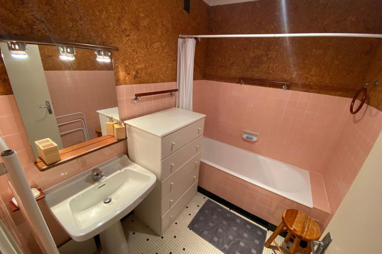 Spacious Bright Nest With Balcony Facing The Sea Порнише Екстериор снимка