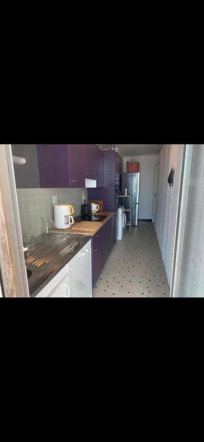Spacious Bright Nest With Balcony Facing The Sea Порнише Екстериор снимка